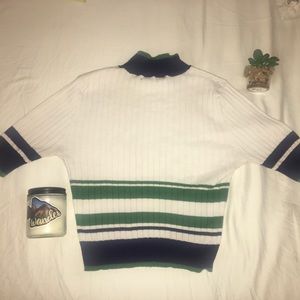 Ivory pullover sweater || mid-neck shirt